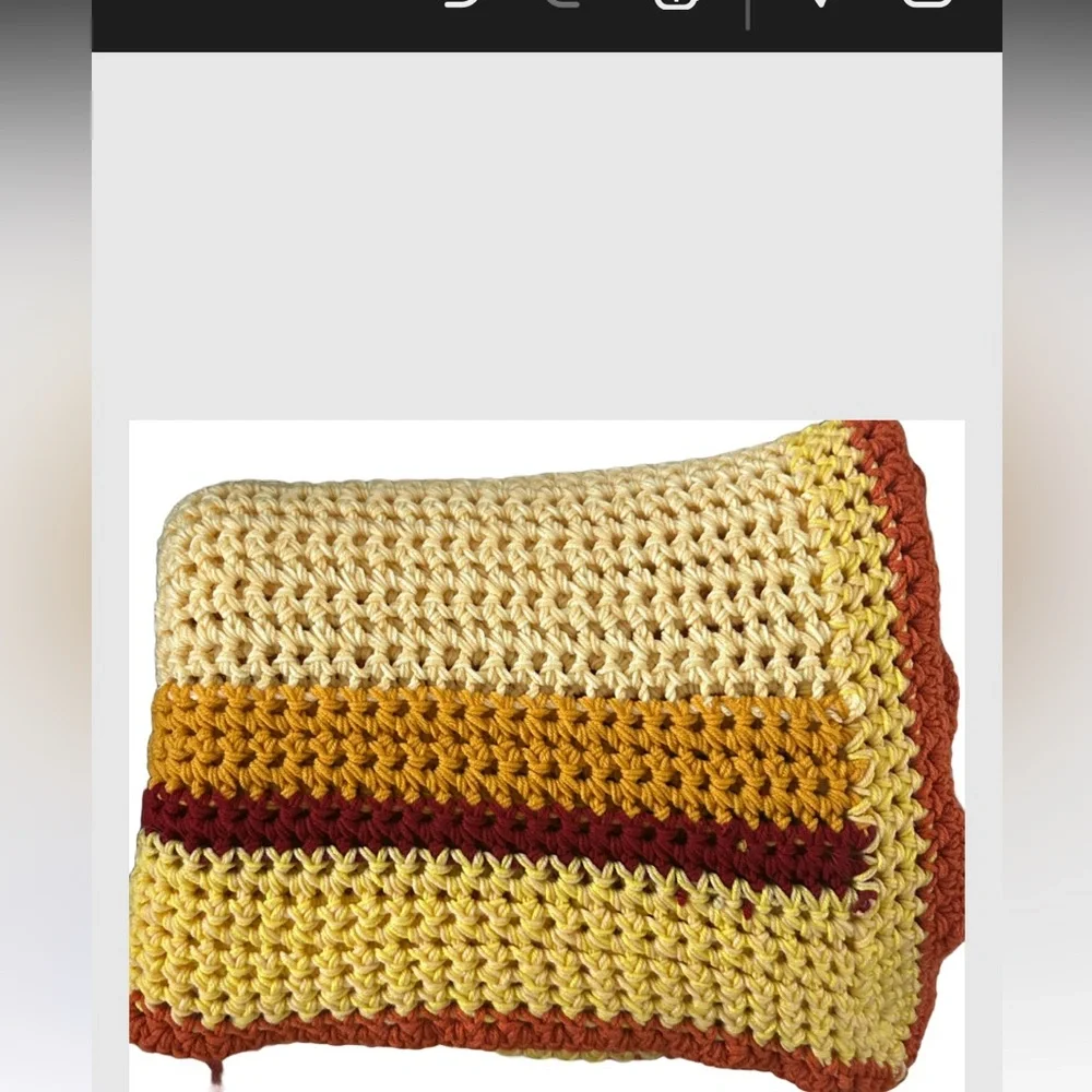🧶Vintage‎ Handmade Crochet Blanket in Groovy 1970s Color🧶